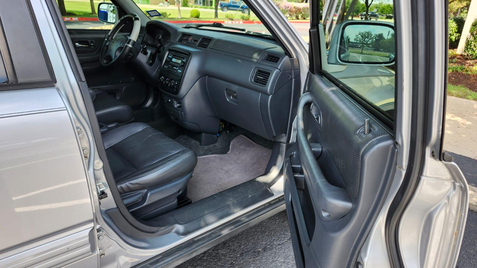 Honda CR-V, Passenger Front